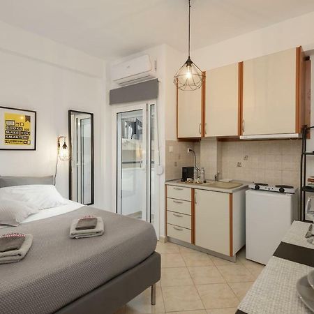 Central Studio! Fiber Wifi, Ac, Private, Self Check-In! 테살로니키 외부 사진