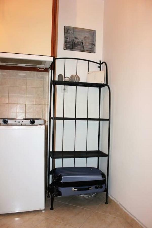 Central Studio! Fiber Wifi, Ac, Private, Self Check-In! 테살로니키 외부 사진
