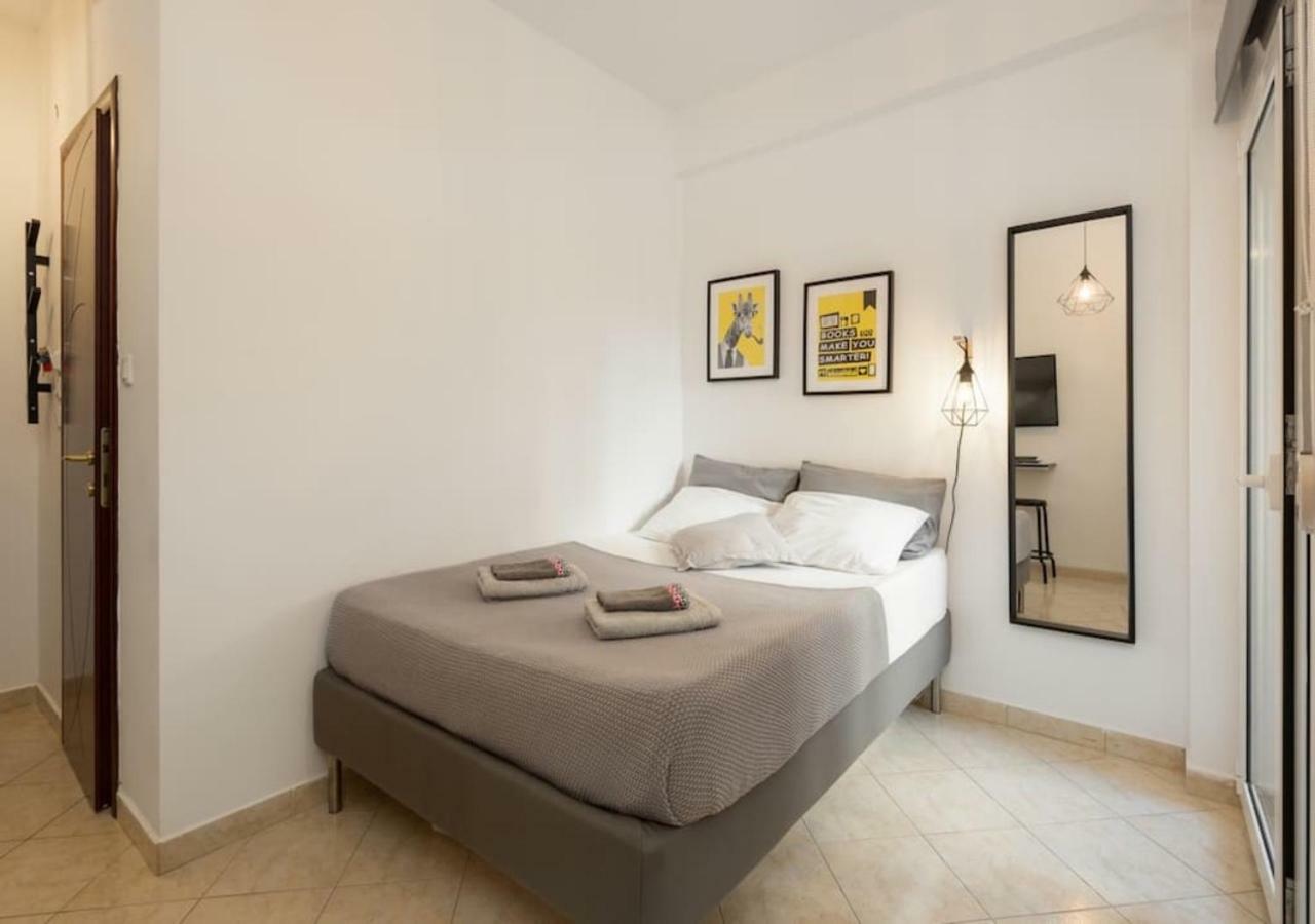 Central Studio! Fiber Wifi, Ac, Private, Self Check-In! 테살로니키 외부 사진